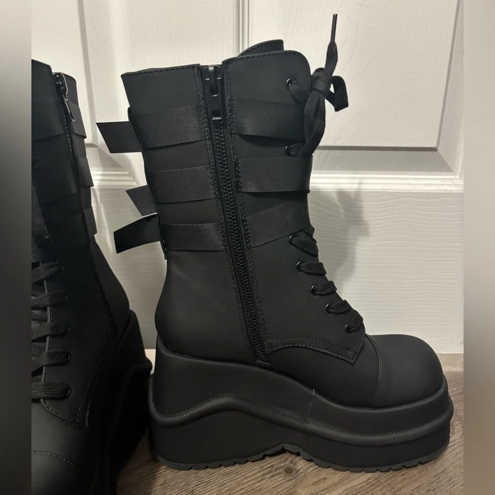 Dolls Kill / Current Mood Mad Hustle Wedge Platform Boots - Picture 5 of 9